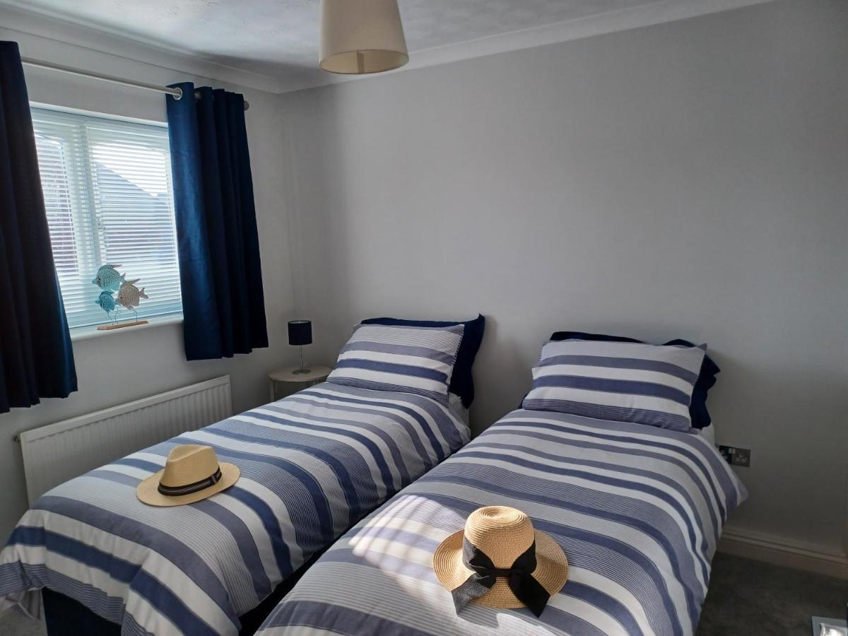 Aqua Vista Apartment Poole Luaran gambar