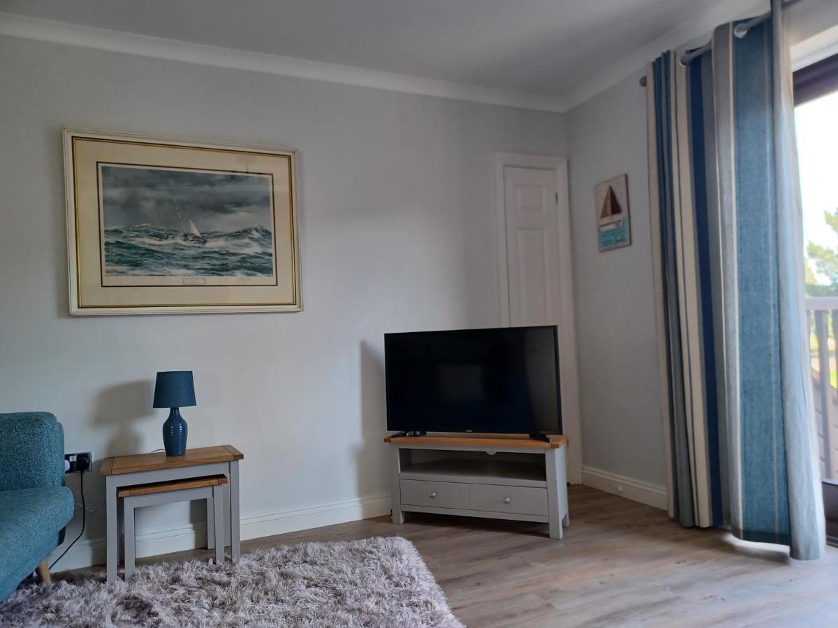 Aqua Vista Apartment Poole Luaran gambar